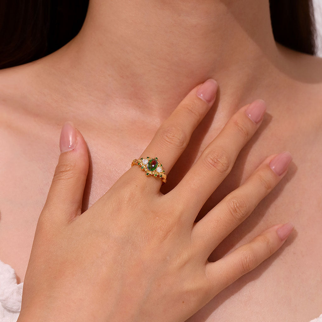 Gnoce Luxury Secret Garden Teal Oval Diamond Ring_4